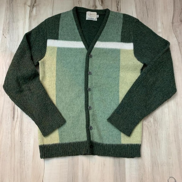 Sweaters - Vintage 1960s English mohair blend cottage cardigan